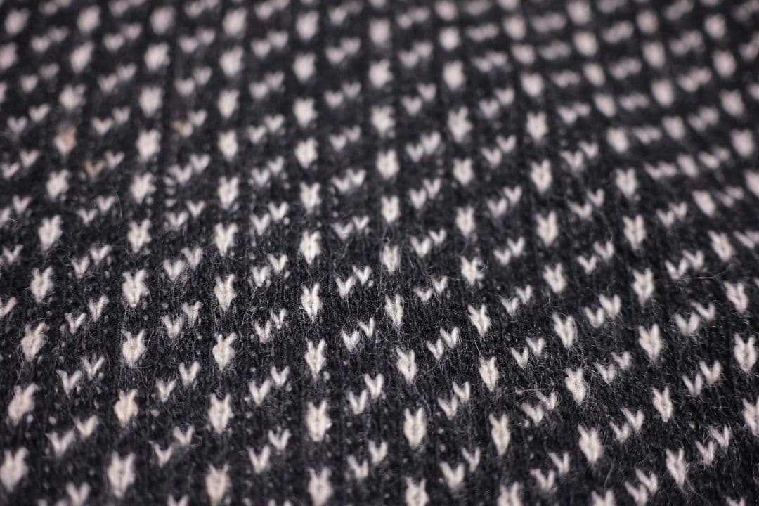 専用SPECIALs Black Birdseye Knit in Norway