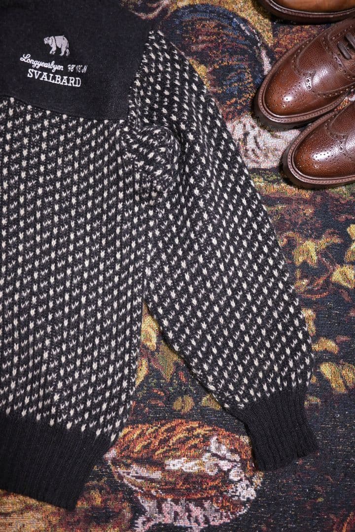 専用SPECIALs Black Birdseye Knit in Norway