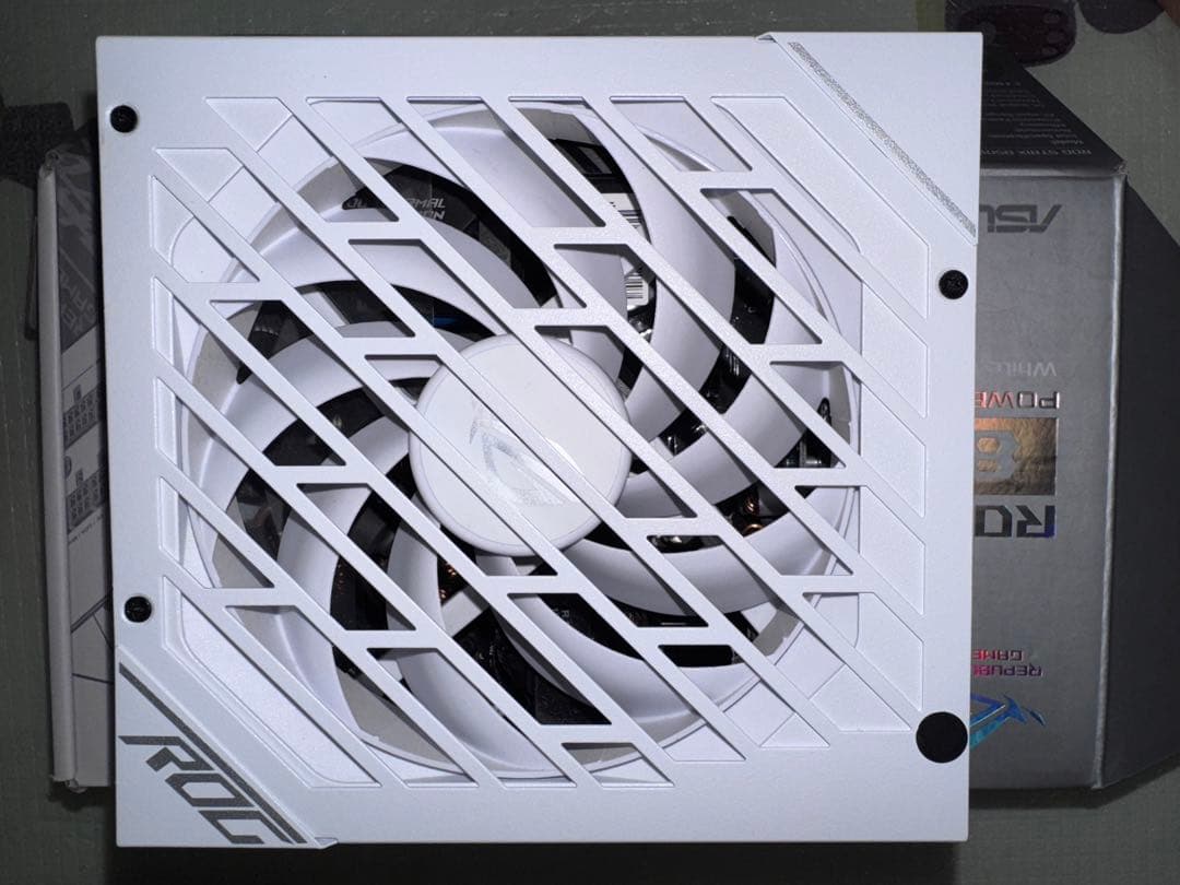 ROG STRIX 850W WHITE EDITION 電源ユニット