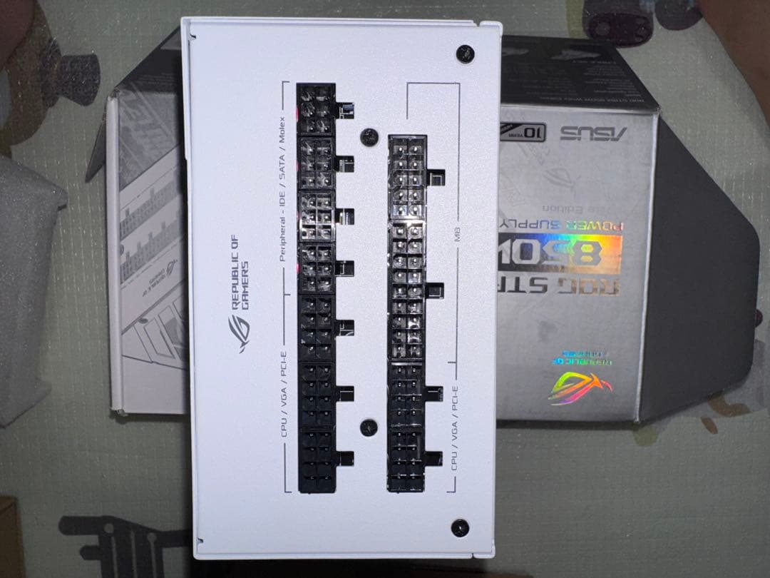 ROG STRIX 850W WHITE EDITION 電源ユニット