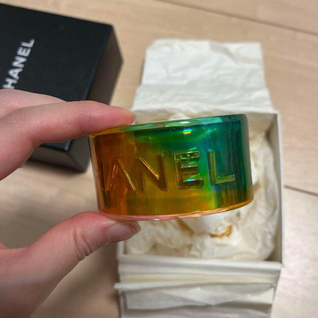CHANEL レインボーバングル