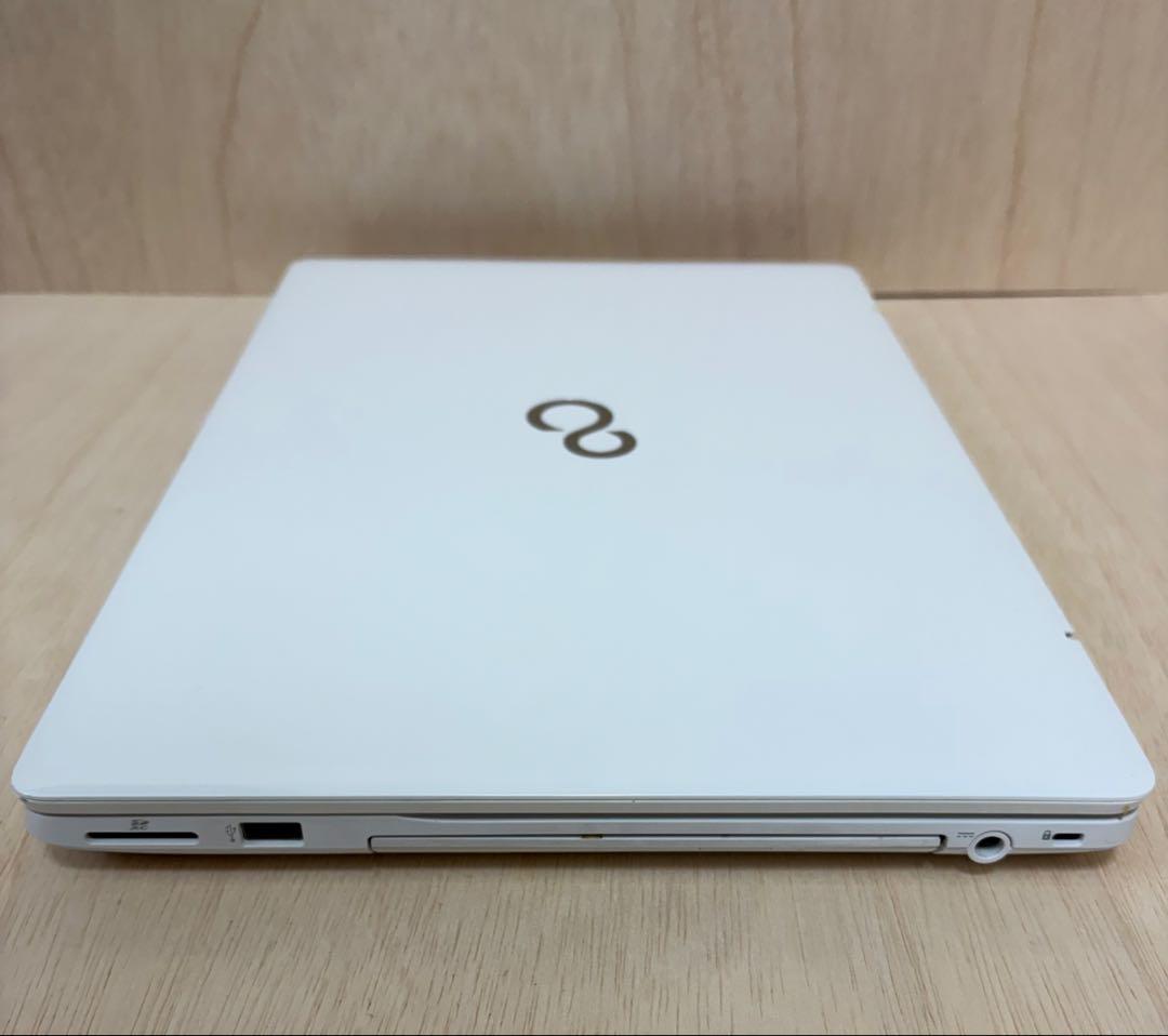 Windowsノート本体 FUJITSU FMVA50C2WP Core i7 7700HQ