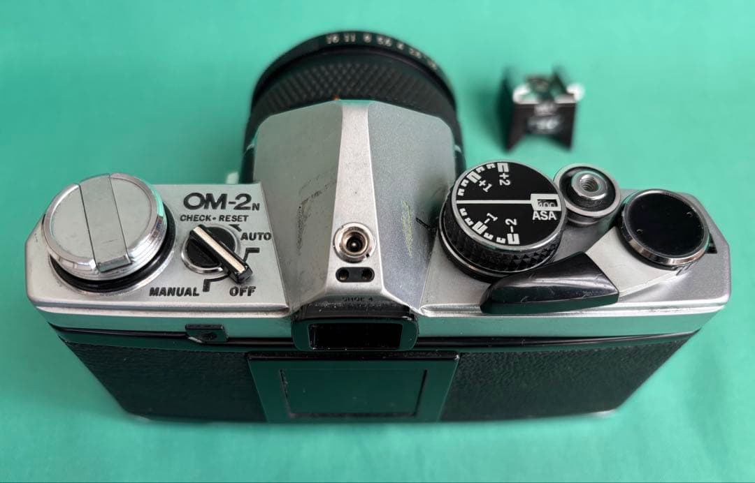 ★ OLYMPUS OM-2N + 標準レンズ 50mm