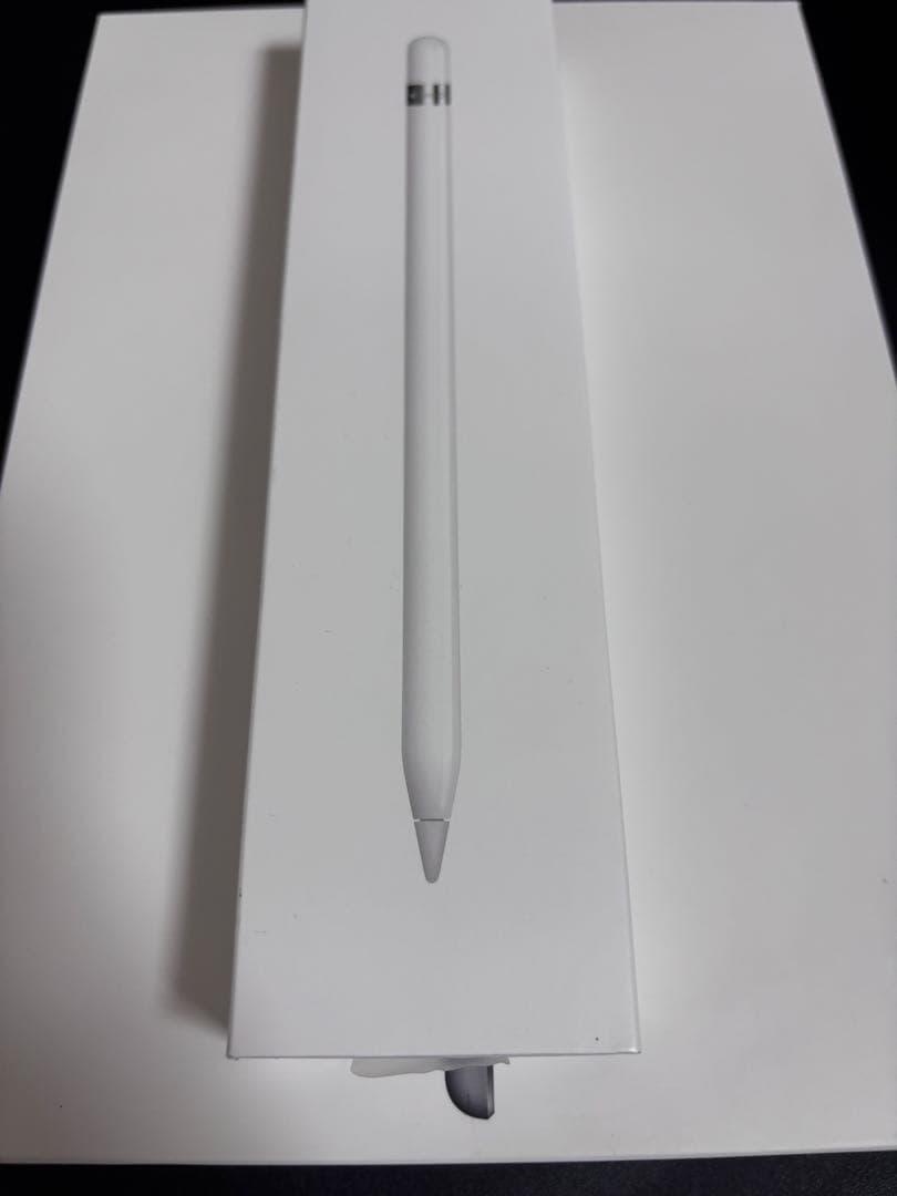 でかし　iPad 第8世代 32GB、Apple pencil、ケース