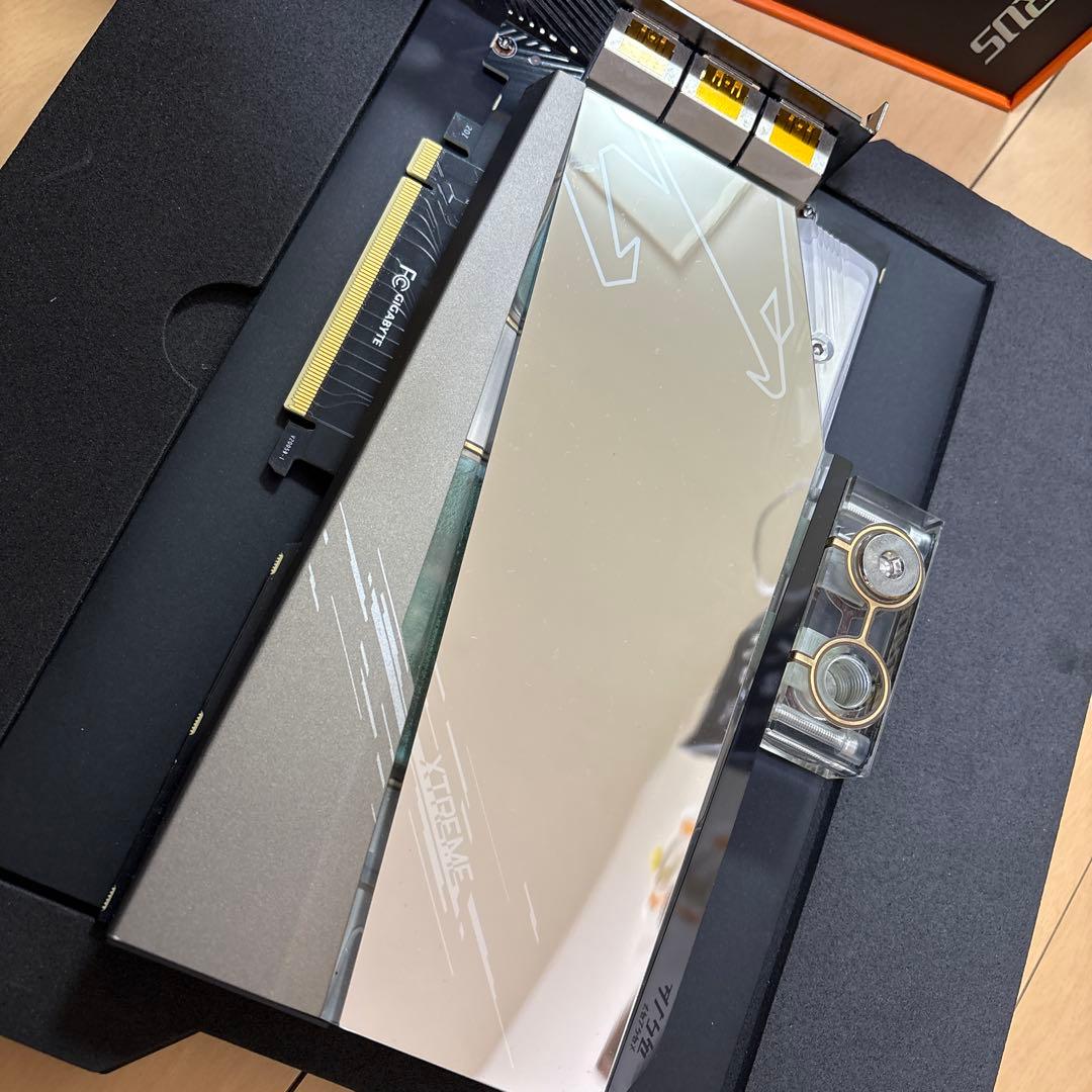 グラフィックボード・グラボ・ビデオカード RTX 3080 AORUS XTREME WATERFORCE WB 10G