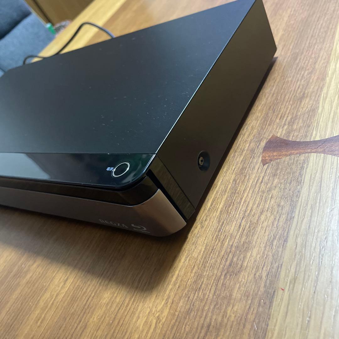 TOSHIBA DBR-M4008 ブルーレイレコーダー　ジャンク