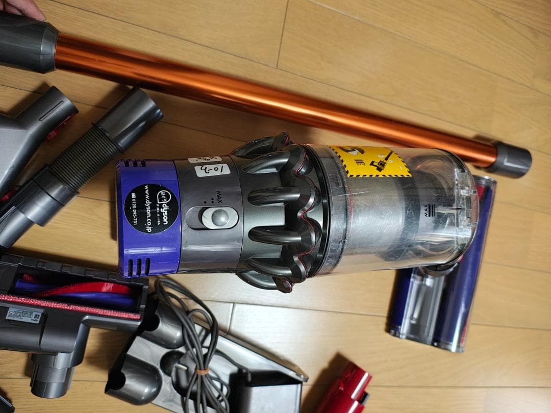 ダイソン★コードレス掃除機★V10★ＳV12★純正バッテリー新品と同等★3