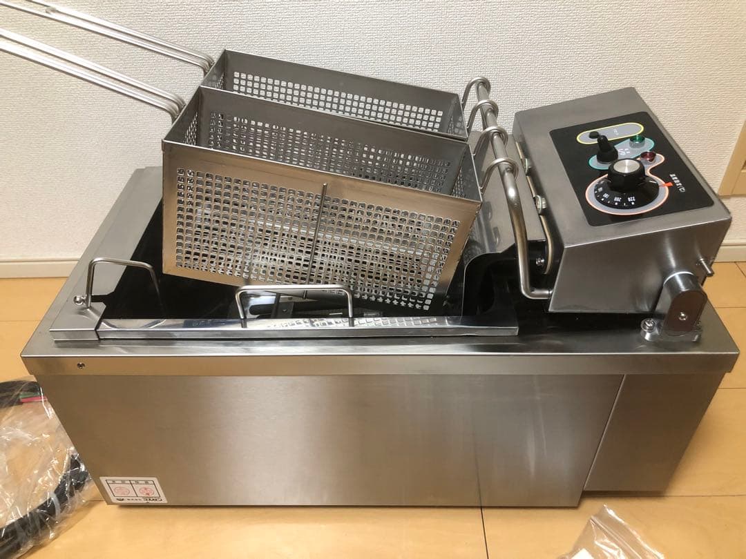 【特価品】未使用品　業務用　電気フライヤー　マルゼン　3相200V