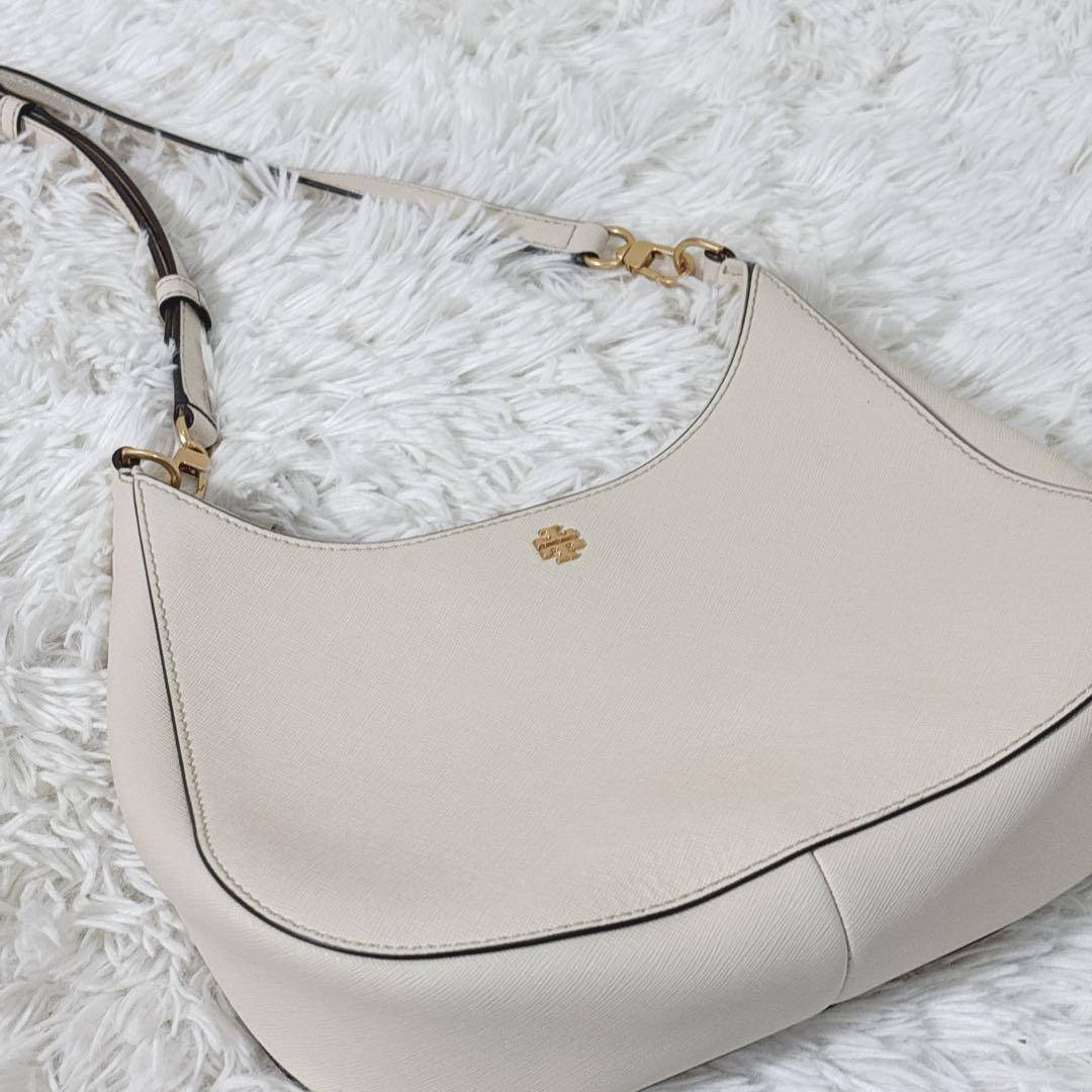 トリーバーチ アクセサリーポーチ エマーソン サフィアーノレザー　白