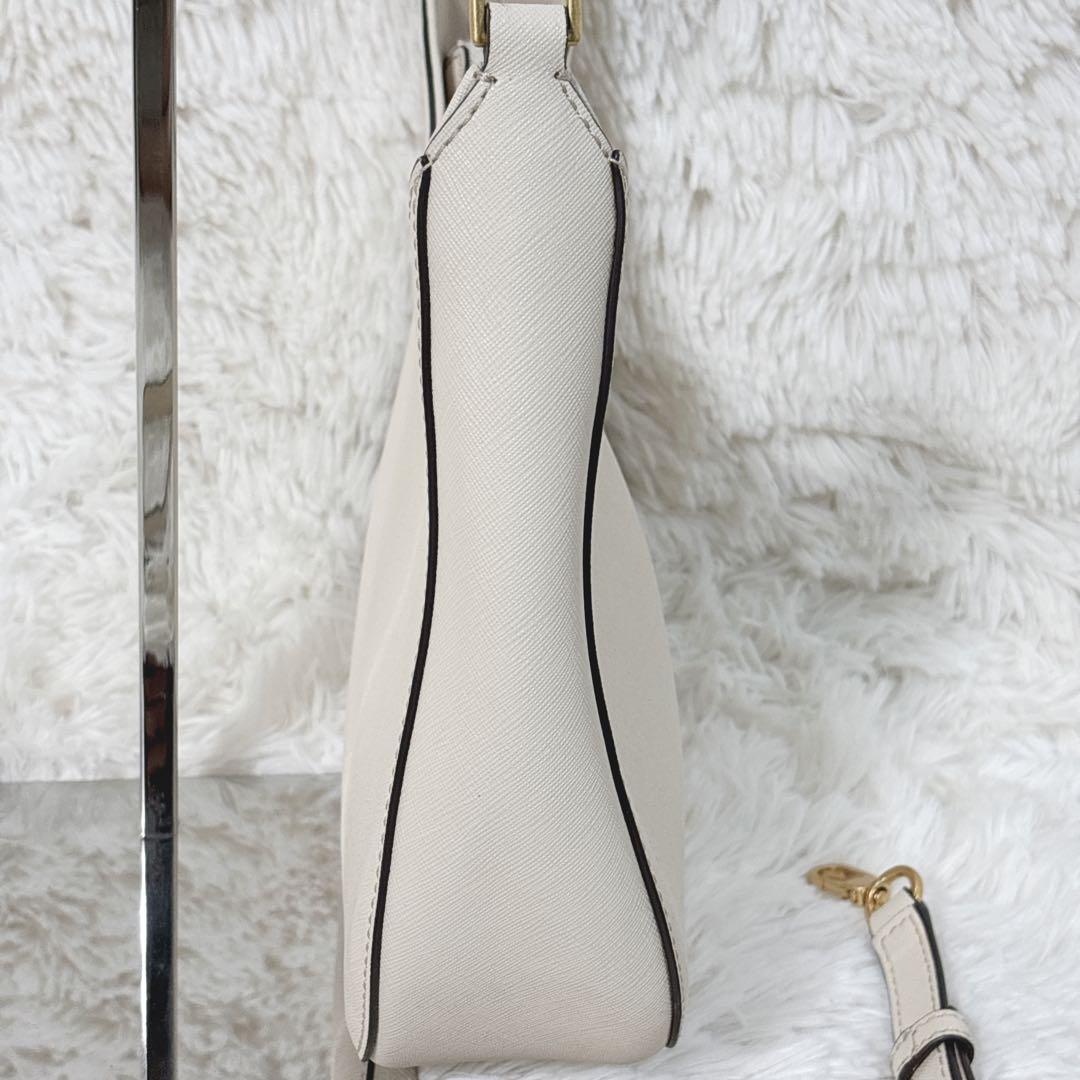 トリーバーチ アクセサリーポーチ エマーソン サフィアーノレザー　白