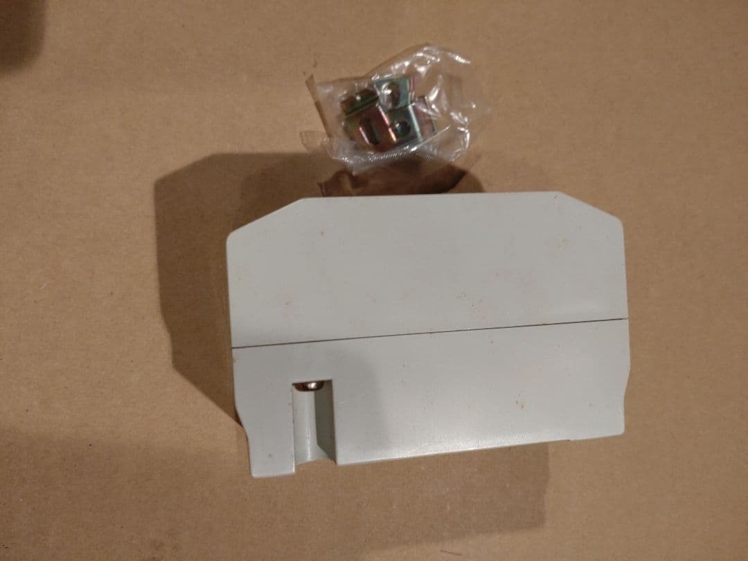 13★MITSUBISHI BRT-10B リモコントランス