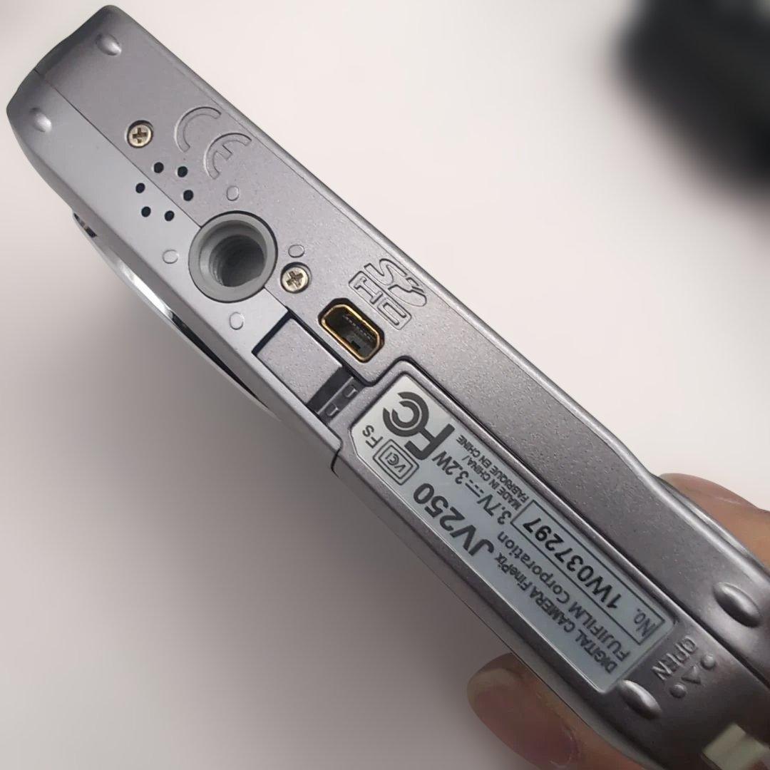 FUJIFILM　finepix JV250 デジタルカメラ