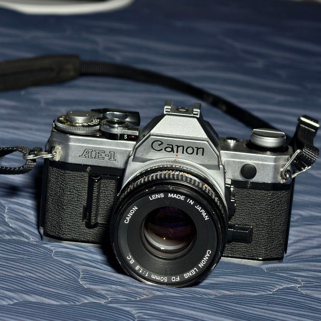 フィルムカメラ Canon AE-1 + FD 50mm f1.8