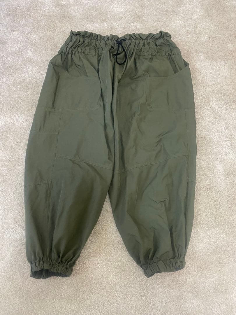 JUN MIKAMI ポリエステルツイルヴァリアブルパンツ　カーキ