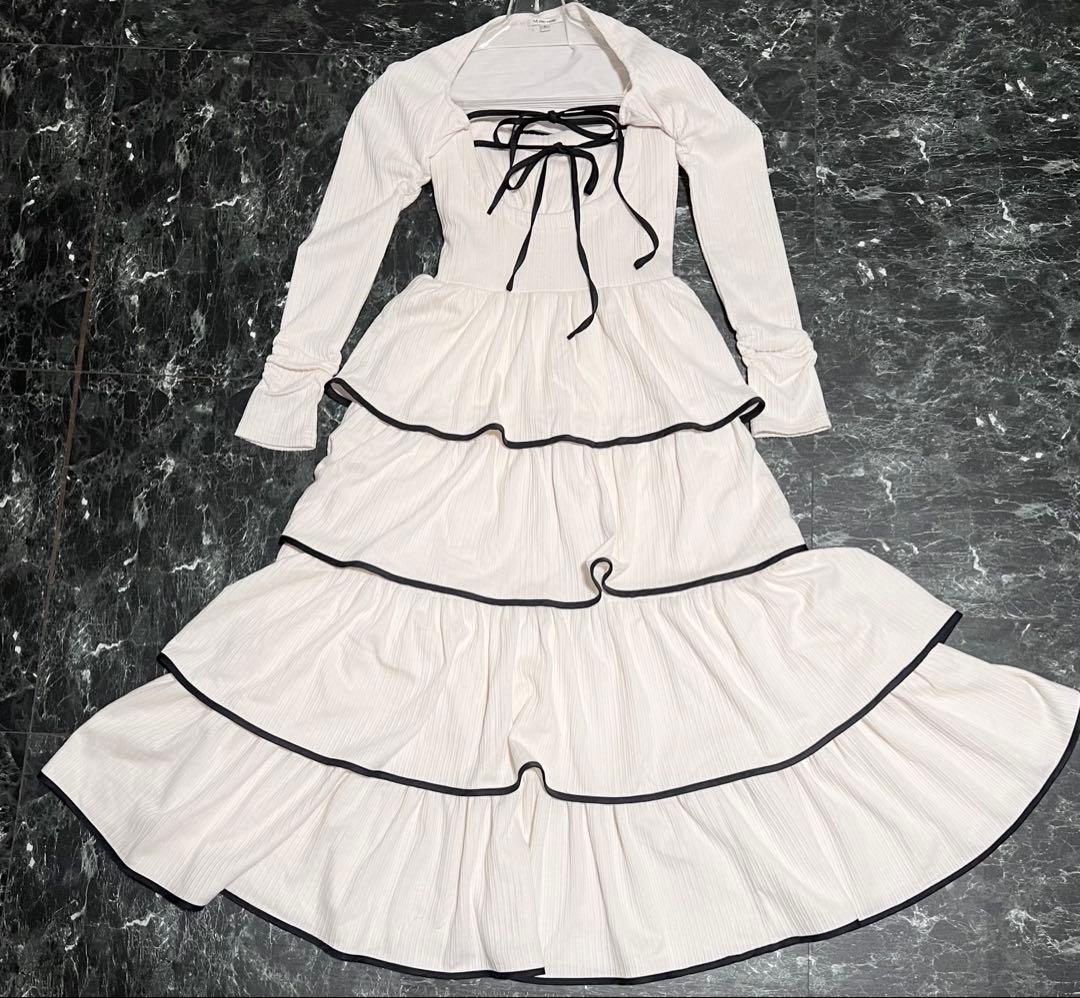 M me eme　ワンピース