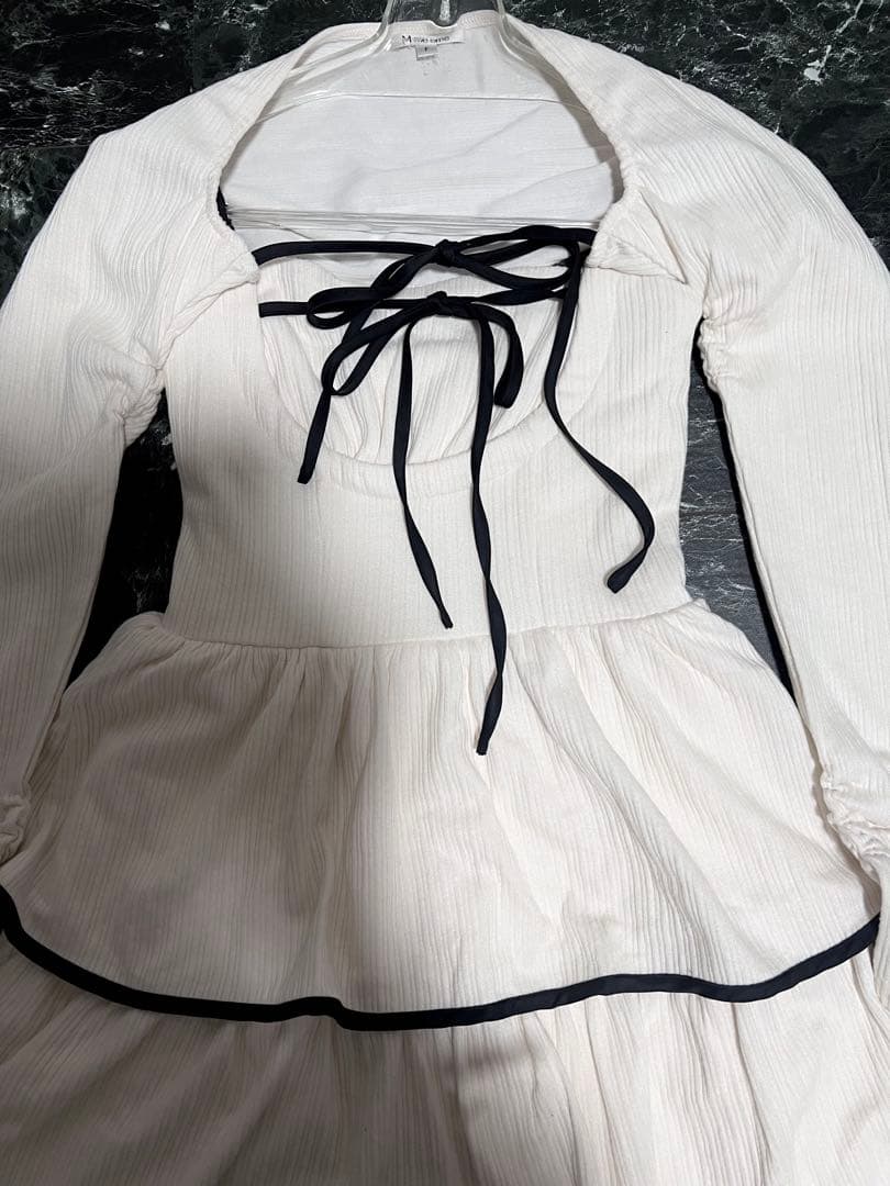 M me eme　ワンピース