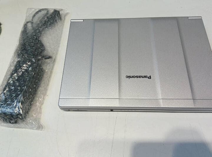 Panasonic CF-SV7 中古 i7/16GB/SSD512GB/12型