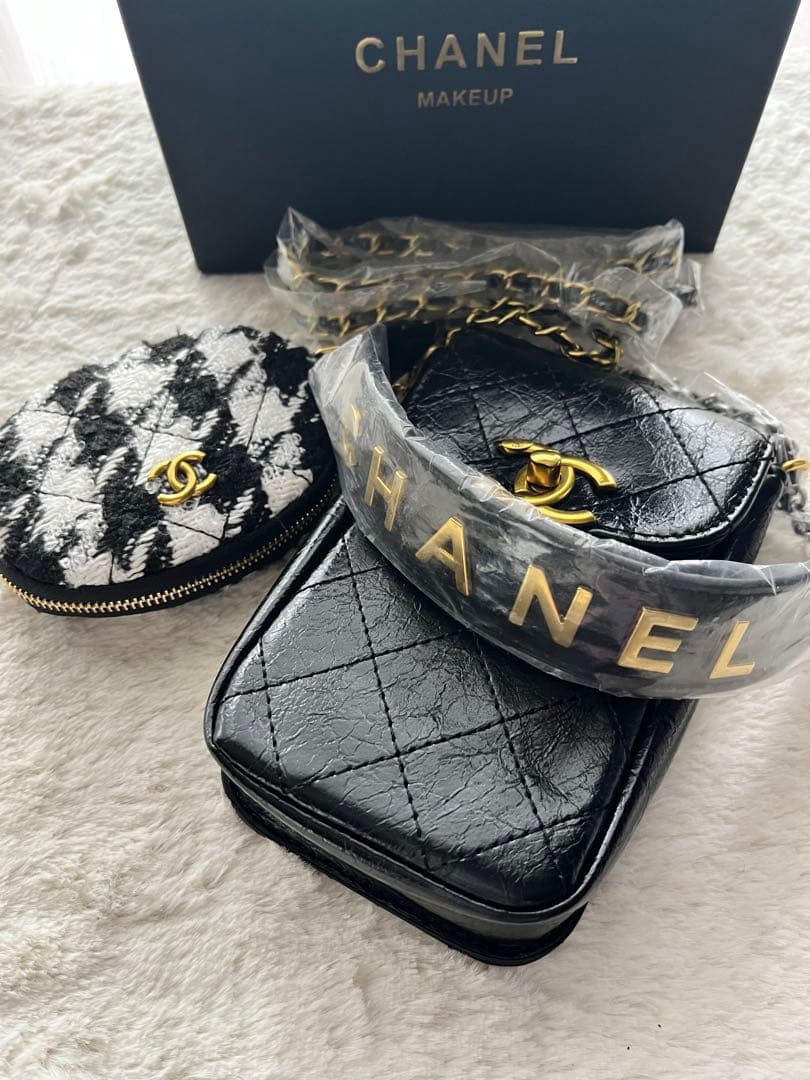 CHANEL スマホショルダー チェーンバック ノベルティー