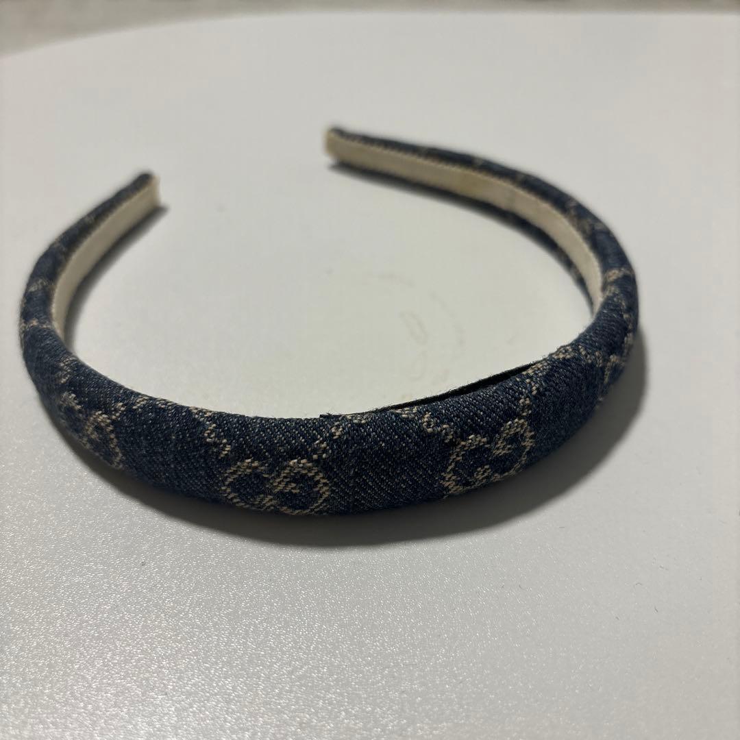 GUCCI デニム風 カチューシャ