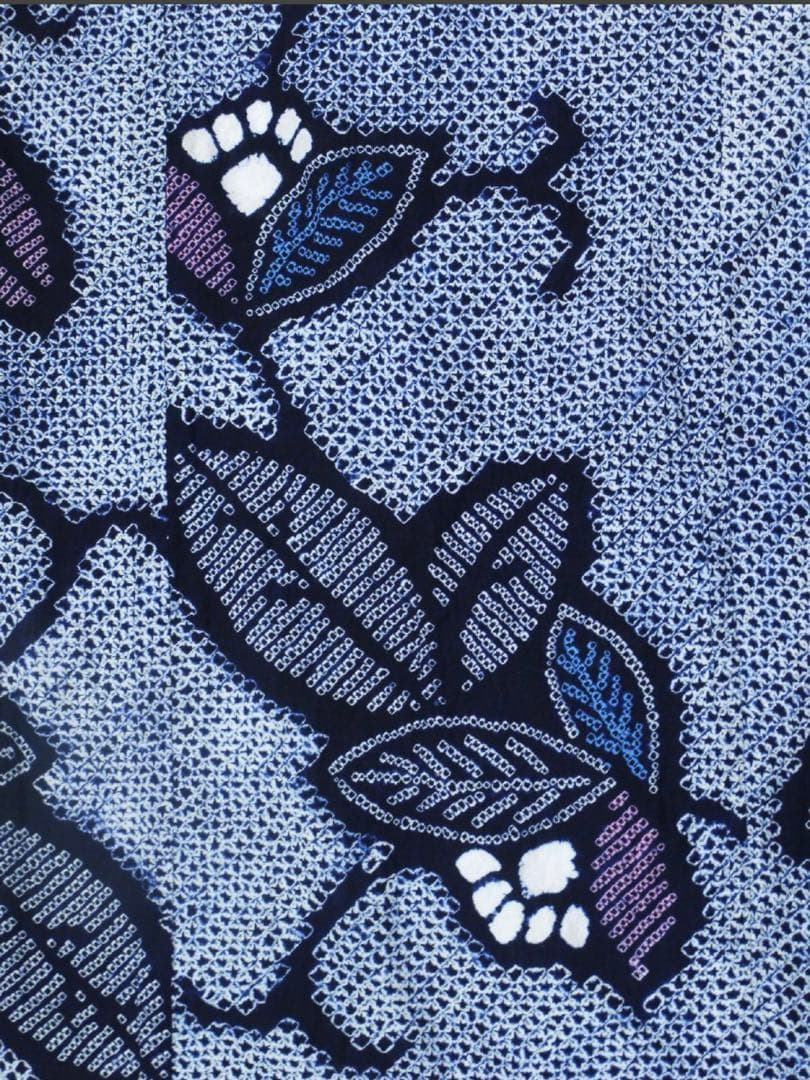 【浴衣】有松鳴海絞り◆美品◆手縫い 木の葉・唐草 青色 身丈150裄65.5