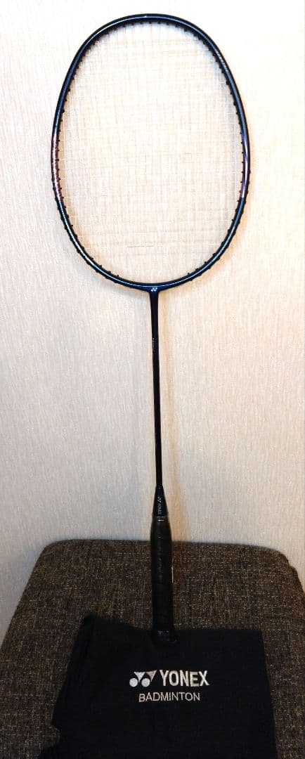 [美品] YONEX ヨネックスバドミントンラケット アストロクス00