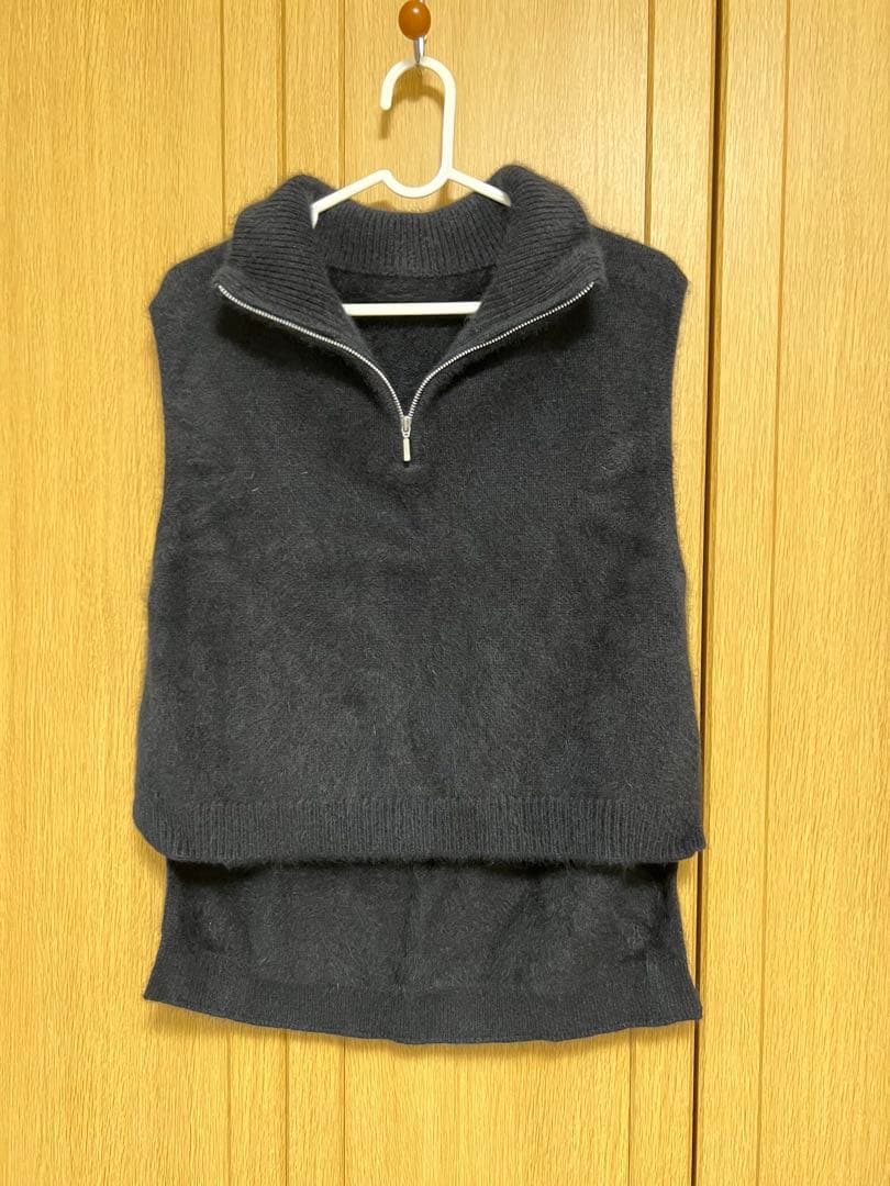 Arpege story ハーフジップFURベスト　黒