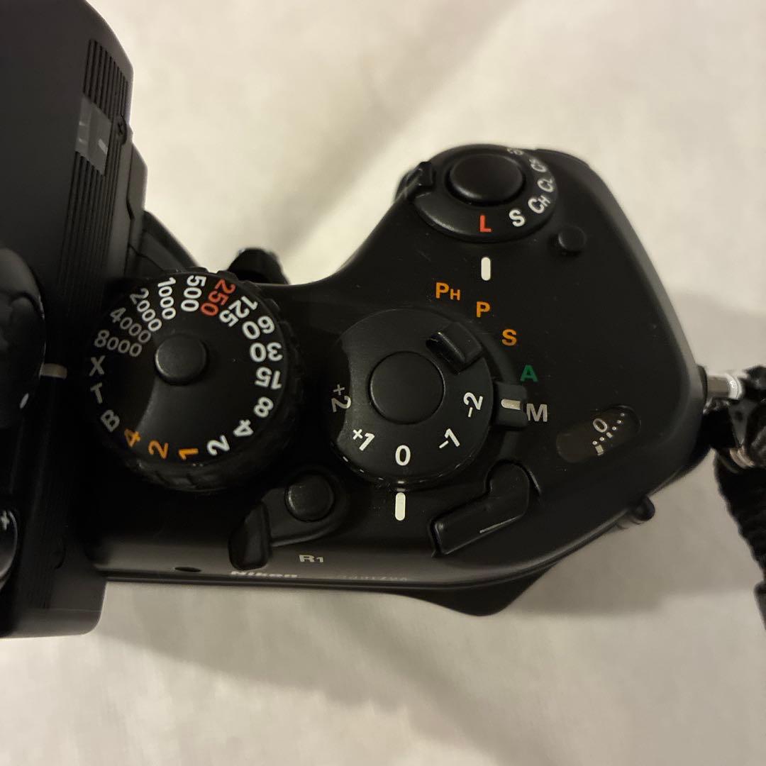 Nikon フィルム一眼レフ F4 +MB‐21動作確認済