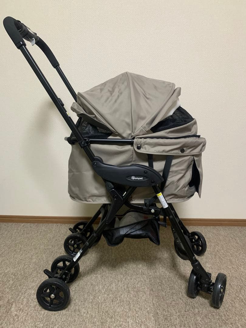 コムペット　ミリミリライトα ウェットサンドベージュ　新古品　ペットカート