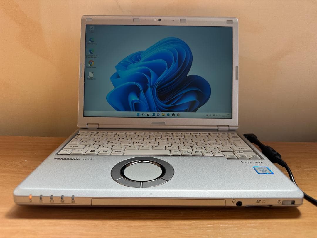 Panasonic CF-SZ6 ノートPC 12.1インチ シルバー ②