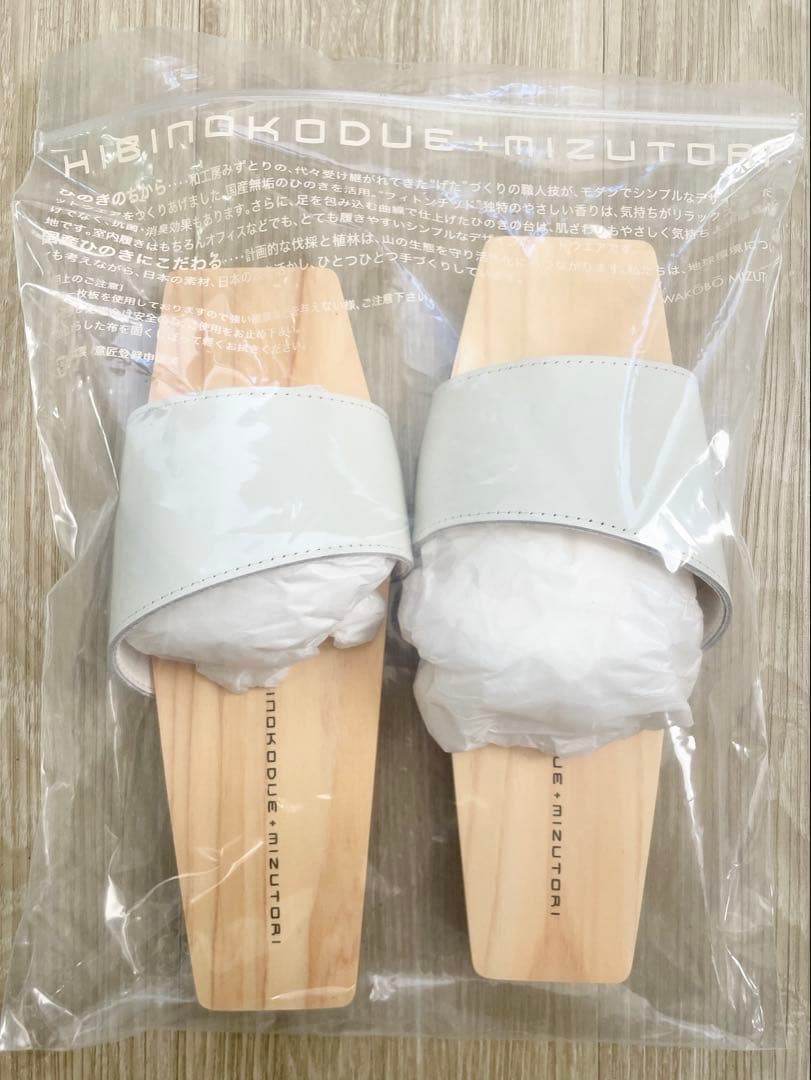 水鳥 mizutori 下駄 ひのきのはきもの 本革 白 Mサイズ