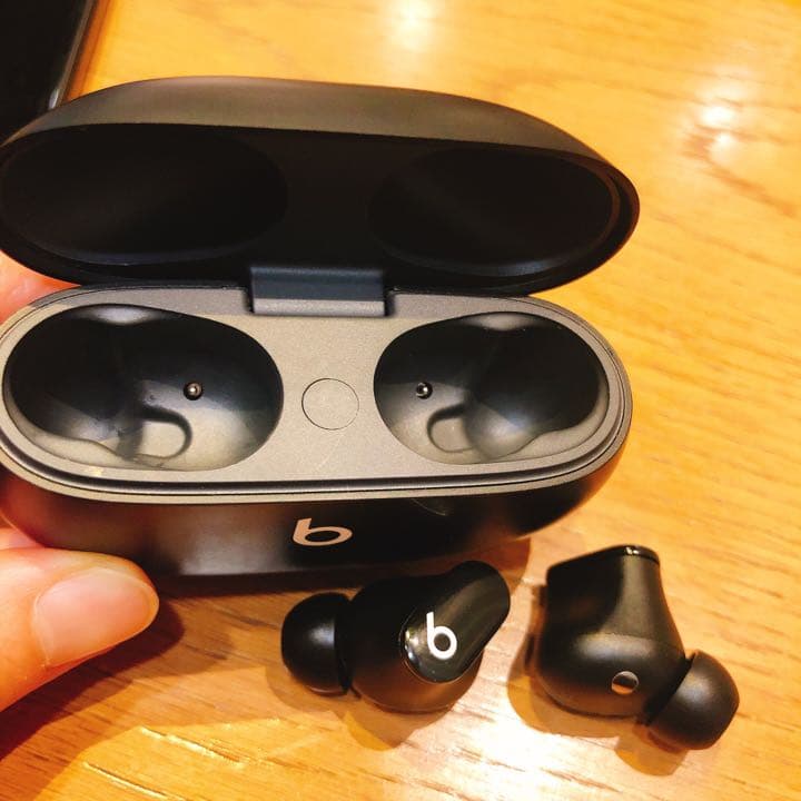 Beats Studio Buds ワイヤレスイヤホン　ブラック