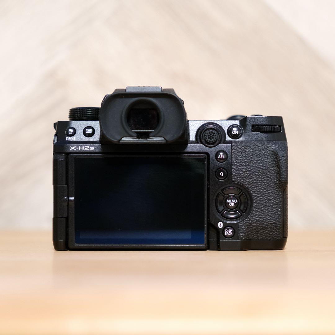 【美品】X-H2s FUJIFILM 富士フイルム　xh2s ミラーレスカメラ