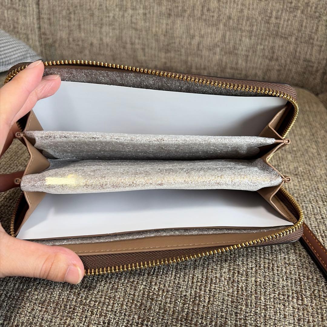 専用COACH X PEANUTS　長財布　スヌーピー　ワッペン　ラウンドジップ