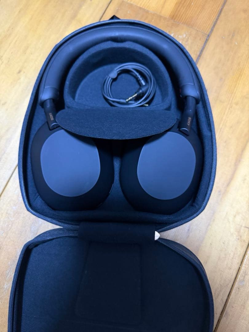 sony wh-1000xm5 ソニー　ヘッドホン