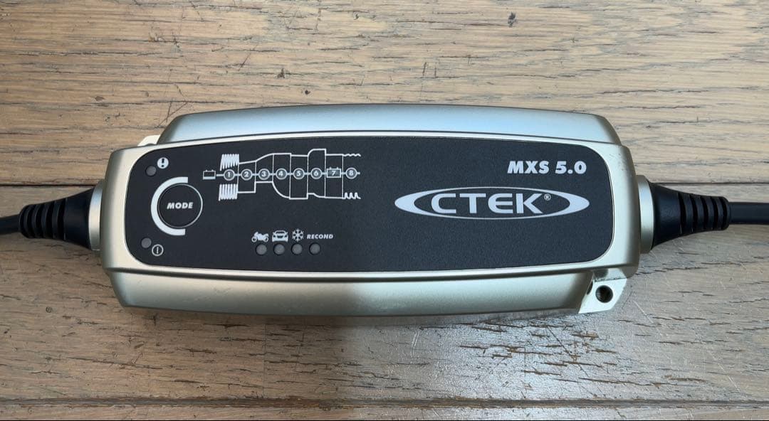 CTEK MXS 5.0 バッテリーチャージャー おまけ付き