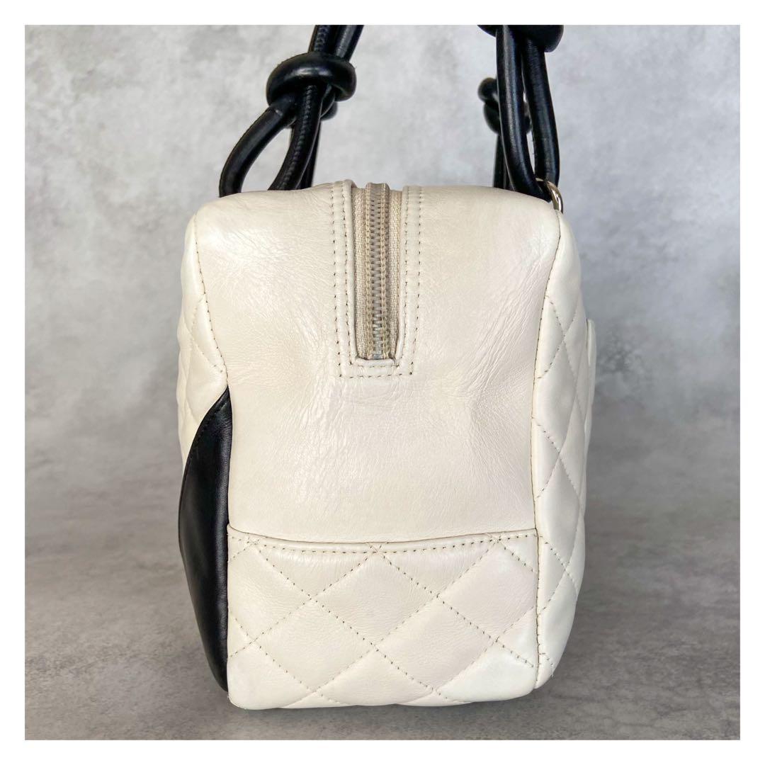 シャネル カンボンライン ラムスキン ショルダーバッグ ホワイト シルバー金具