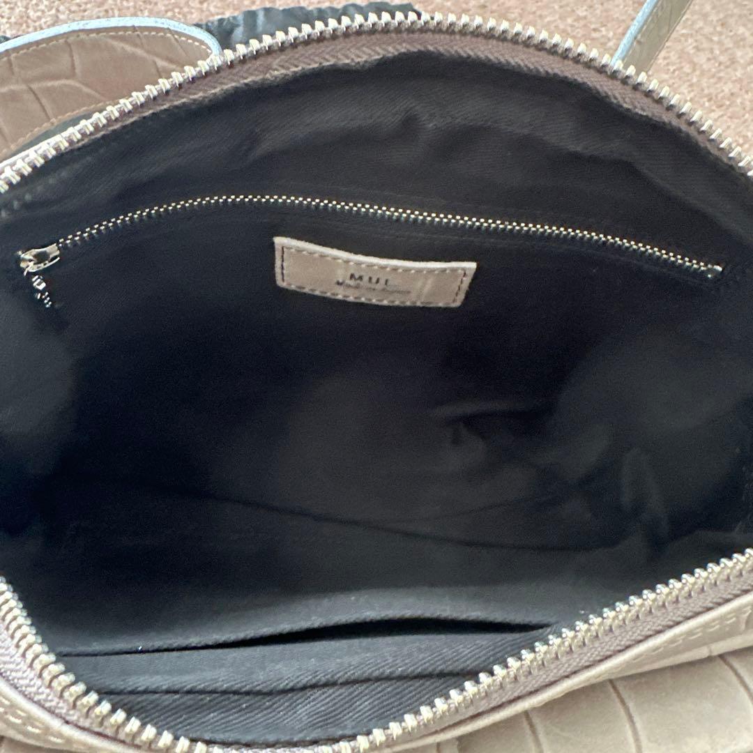 m.u.lクロコ型押しボディーバック