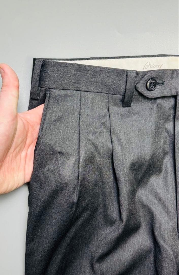 Brioni Cortina ウール スーパー 150's グレー スラックス