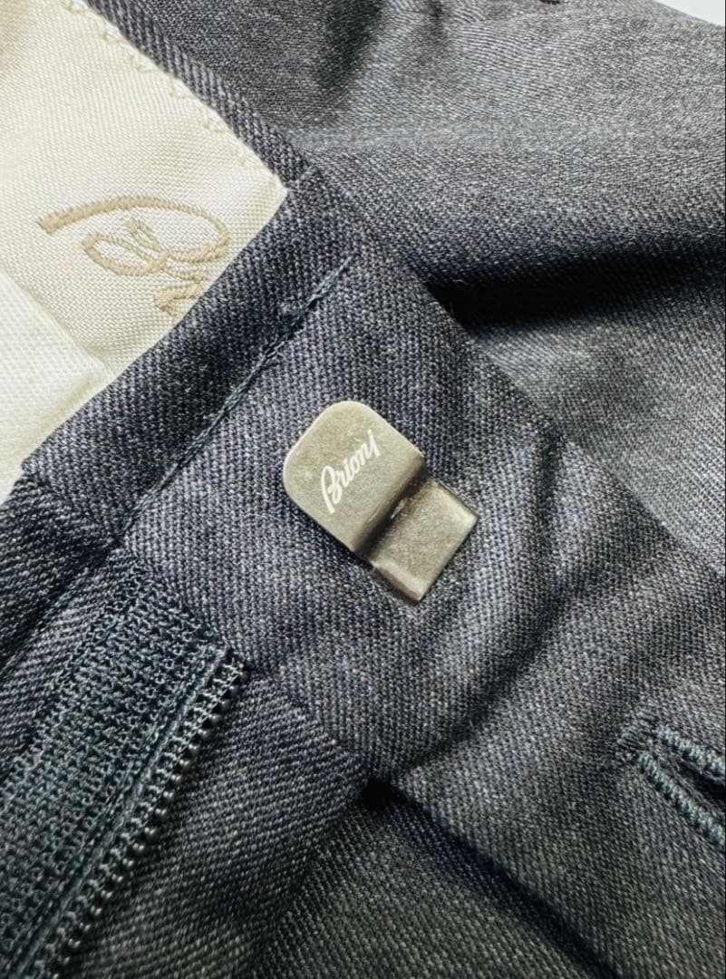 Brioni Cortina ウール スーパー 150's グレー スラックス