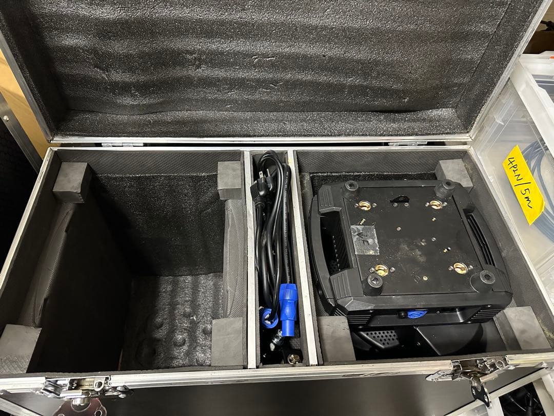 LED ムービングライト BEE EYE RGBW 7×40w 8台セット