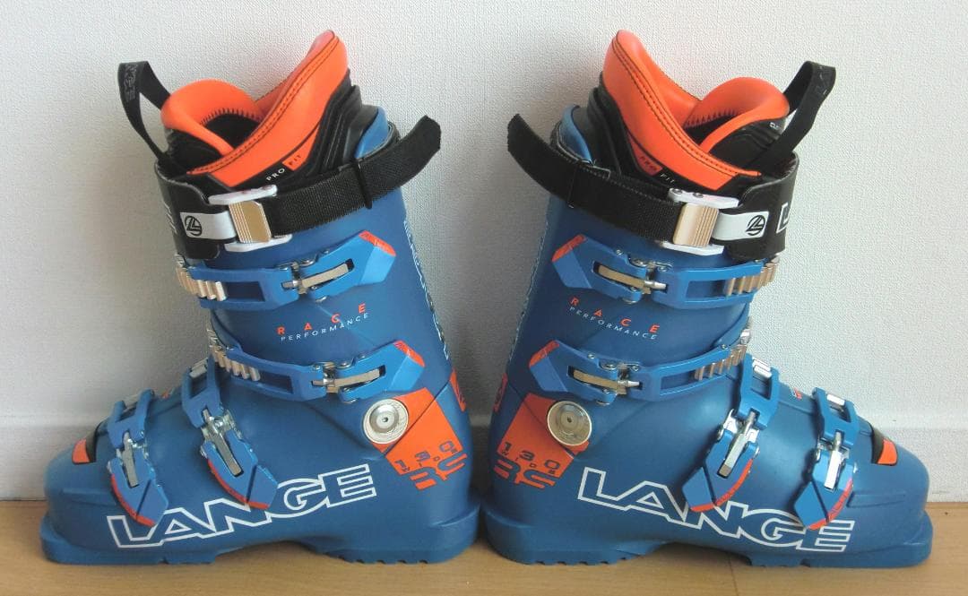 ■■送料無料■LANGE■RS 130 WIDE■スキーブーツ■25.5cm■■