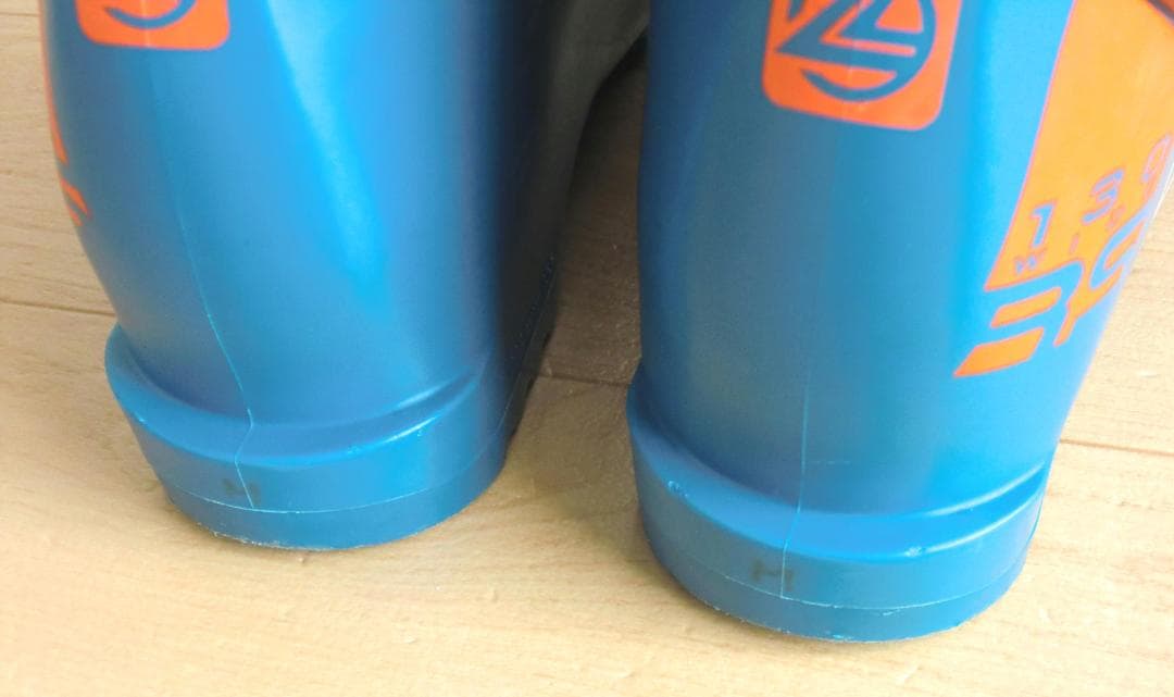 ■■送料無料■LANGE■RS 130 WIDE■スキーブーツ■25.5cm■■