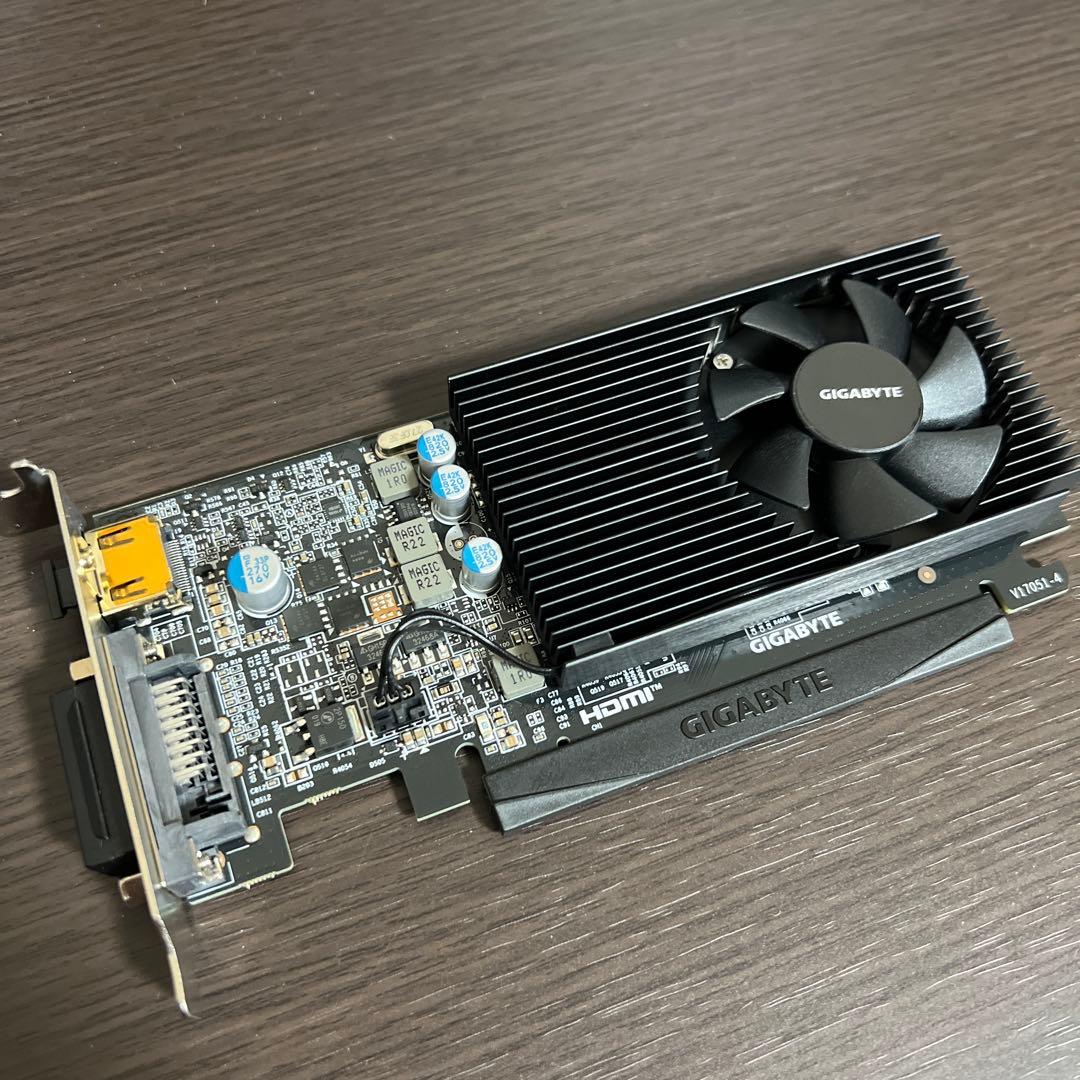GIGABYTE GT1030 DDR5 2GB グラフィックボード