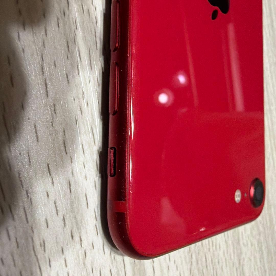 Apple iPhone SE (第2世代) 赤　中古品