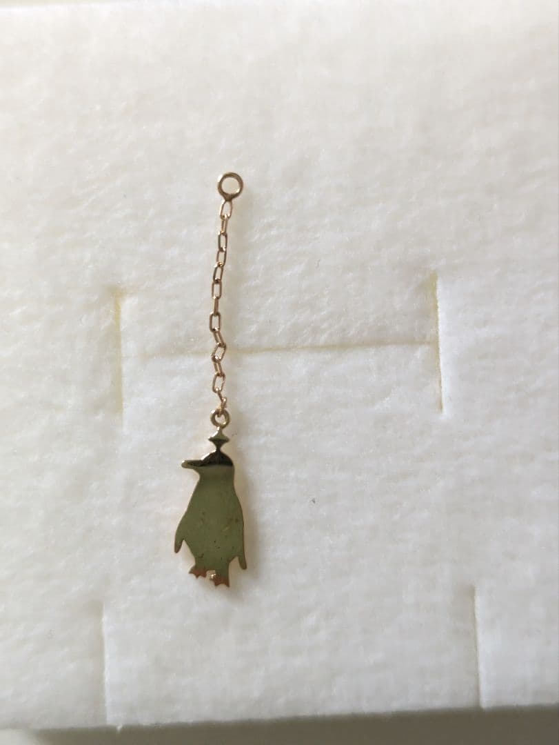 TAKE-UP ペンギン型ピアスチャーム K18YG サファイア