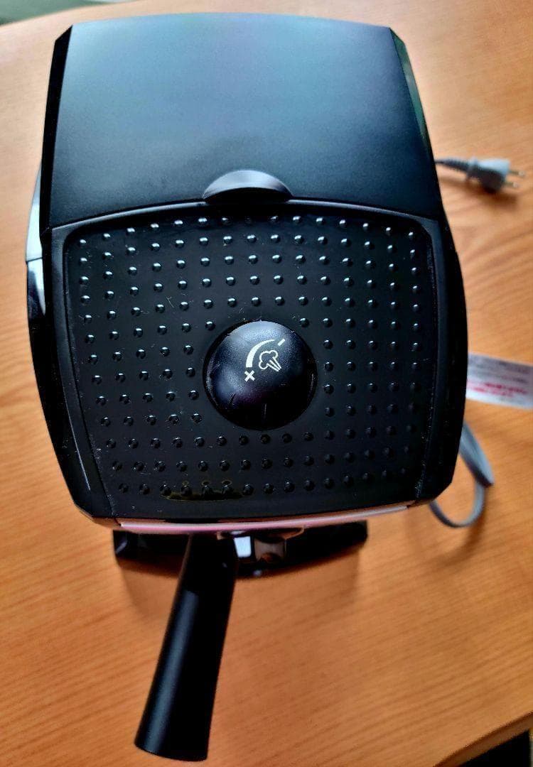 デロンギ DeLonghi エスプレッソ カプチーノメーカー 黒 EC152J