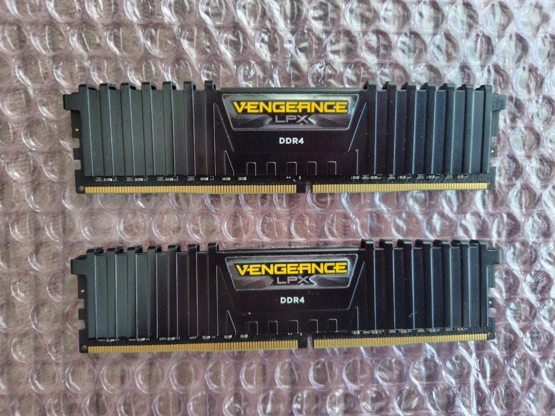 【ジャンク】Corsair 32GB×2 DDR4-3200 CL16