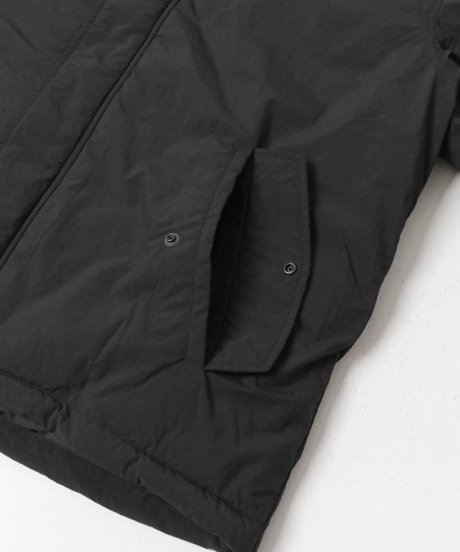 定価25,300円  Peak Insulation Jacket