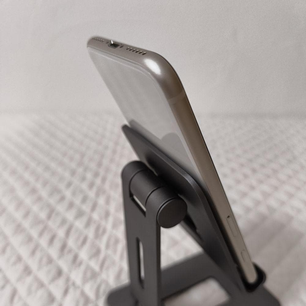 【美品】iPhone SE3 128GB SIMフリー 純正バッテリー