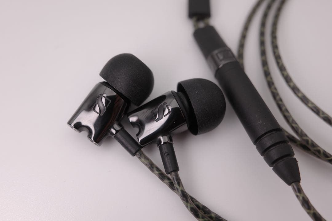 【希少・正規品】Sennheiser IE800